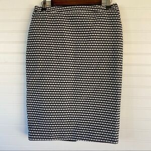 Merona Black and white Midi Skirt Size 6